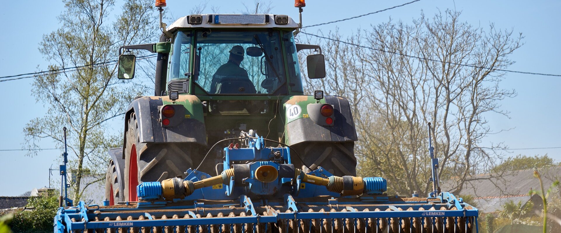 Artisans, Entreprises et Exploitants Agricoles